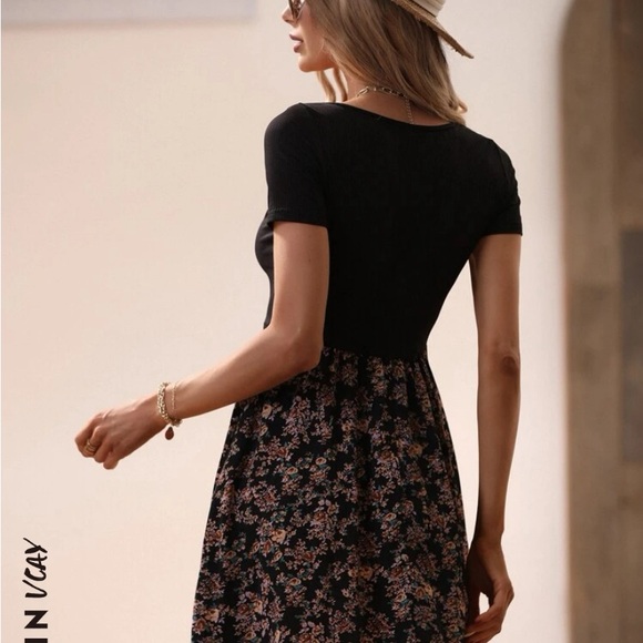 Black dress - Picture 2 of 3